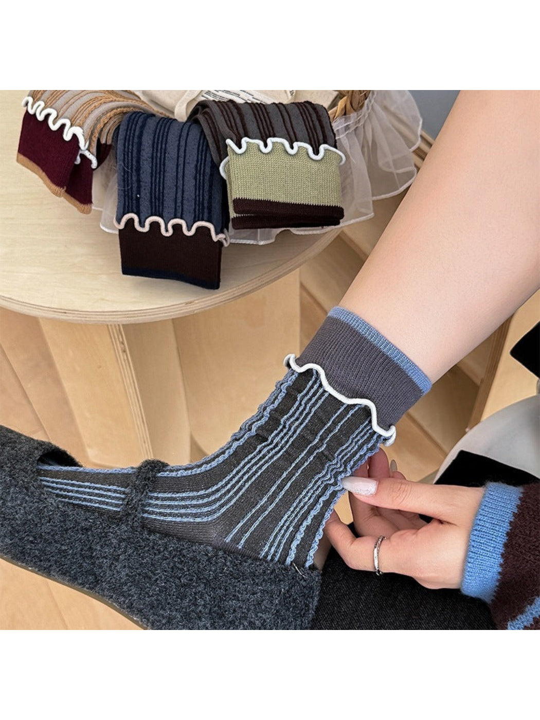 Rufia Striped Socks with Scallop Edge