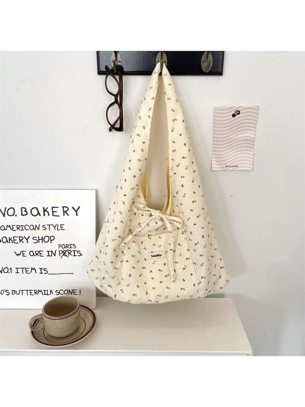 Cosbai – Reversible Corduroy & Canvas Shoulder Bag