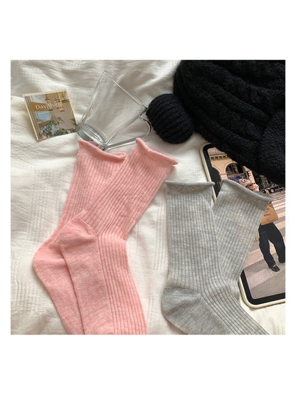 Rufia - Classic Ribbed Texture Crew Socks