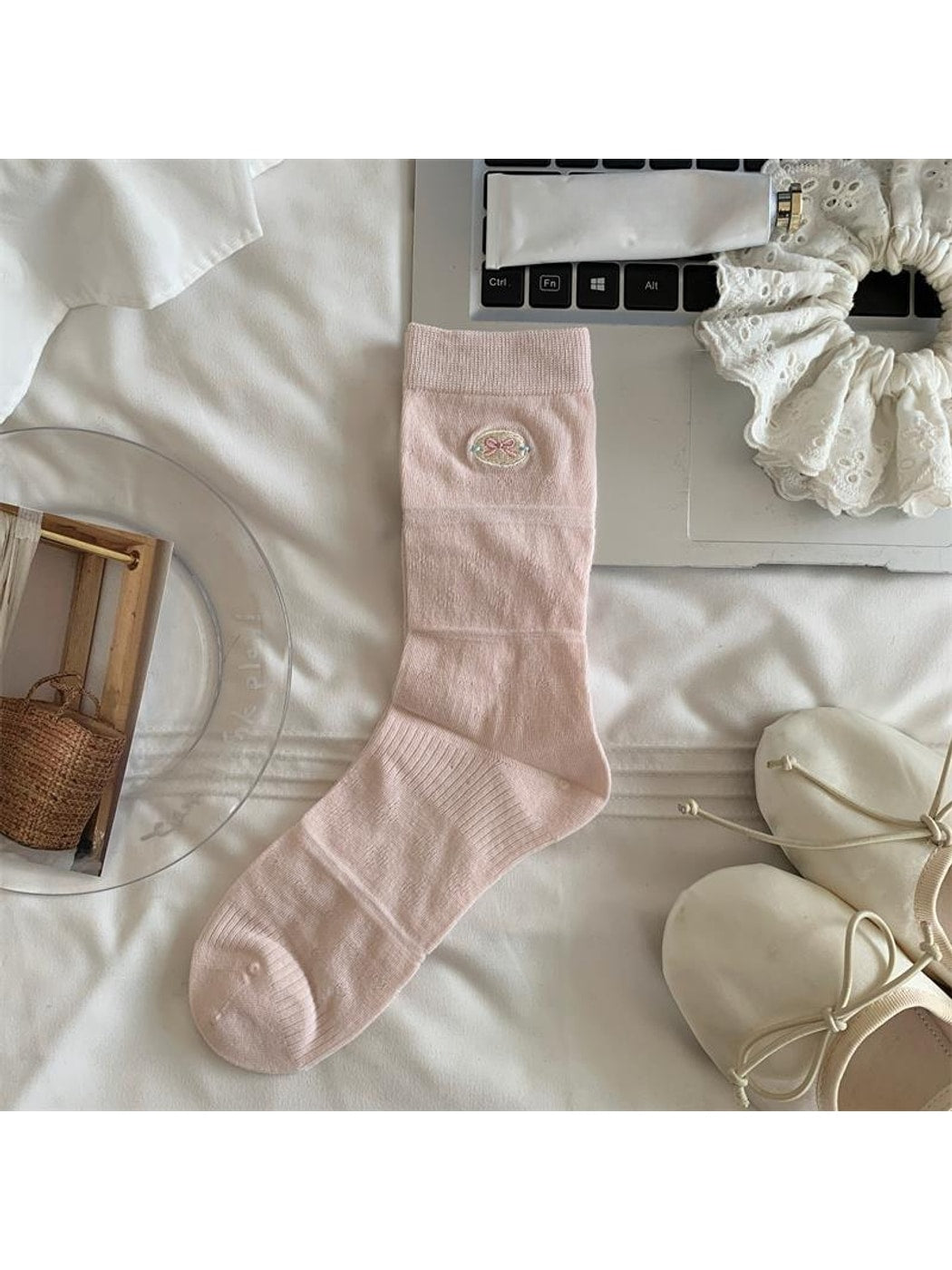 Rufia - Bow Embroidered Solid Color Crew Socks