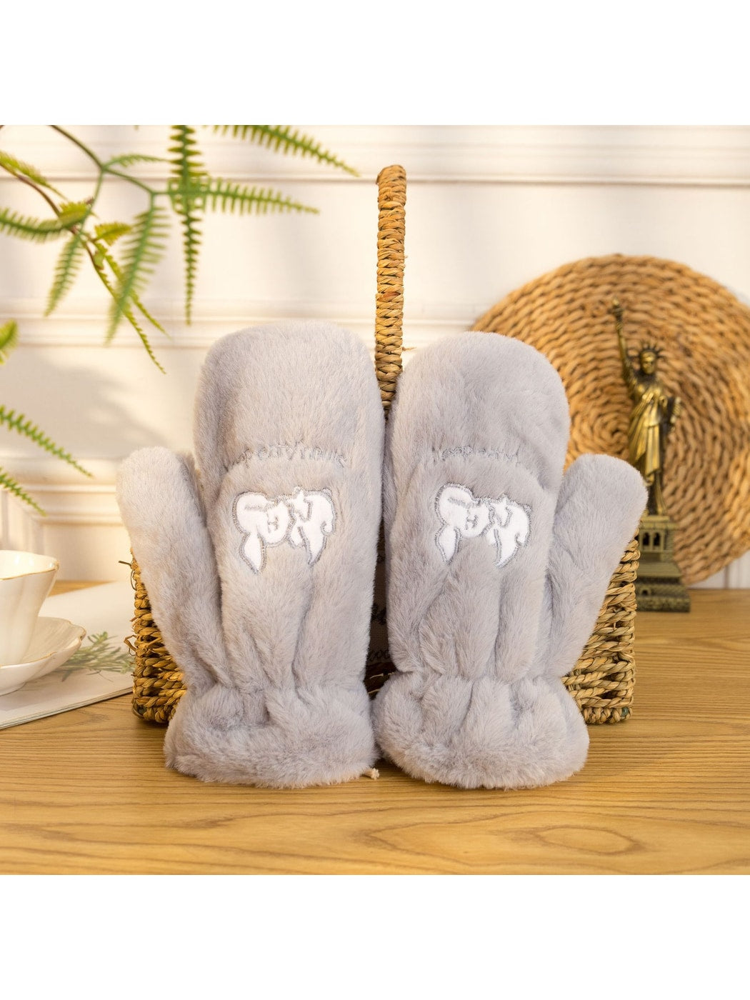 Gloving - Cartoon Animal School Style Winter Mittens