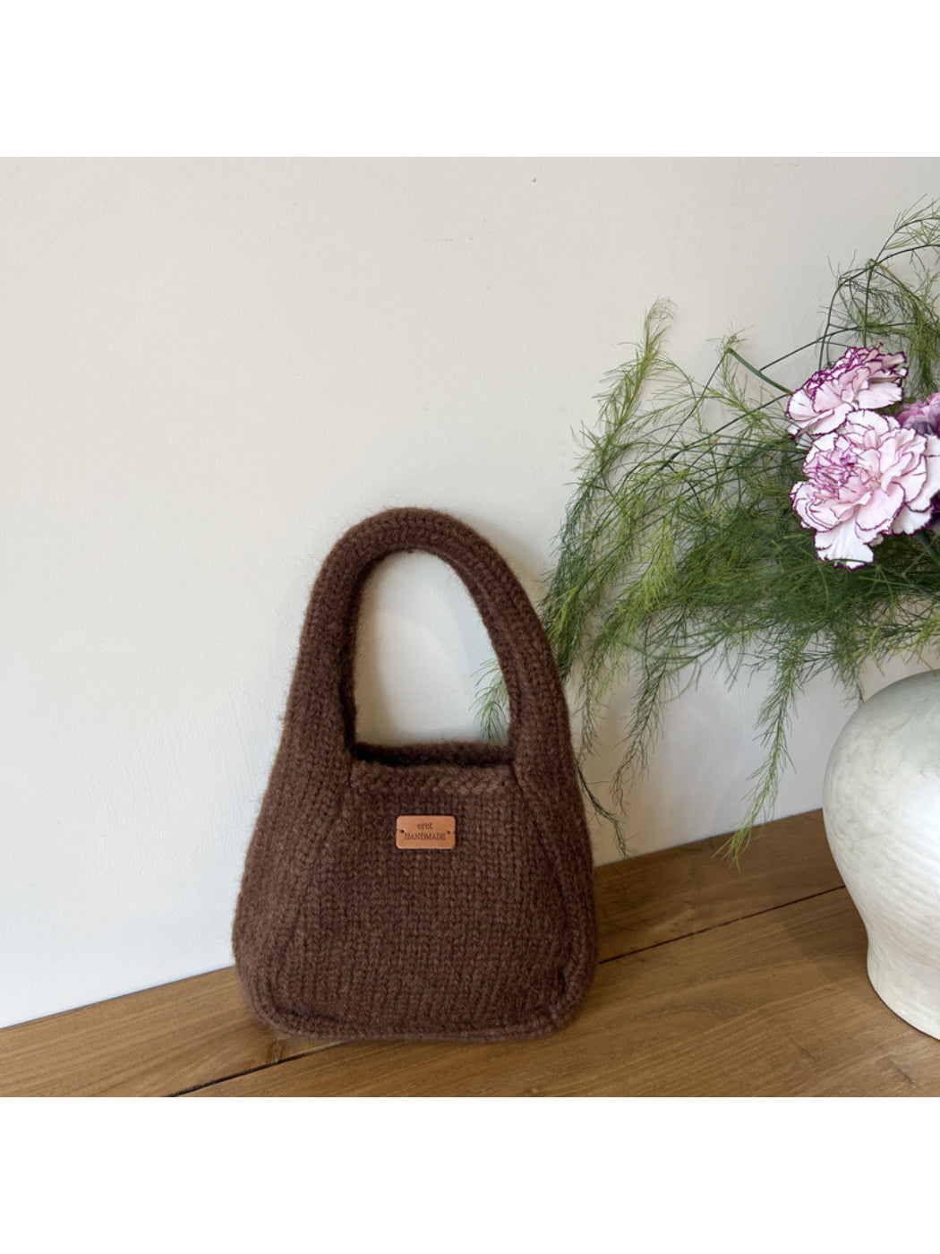 Cosbai - Ribbed Knit Hand Bag