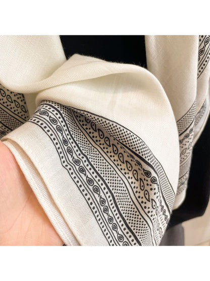 Scarvii - Paisley Border Printed Vintage Square Scarf