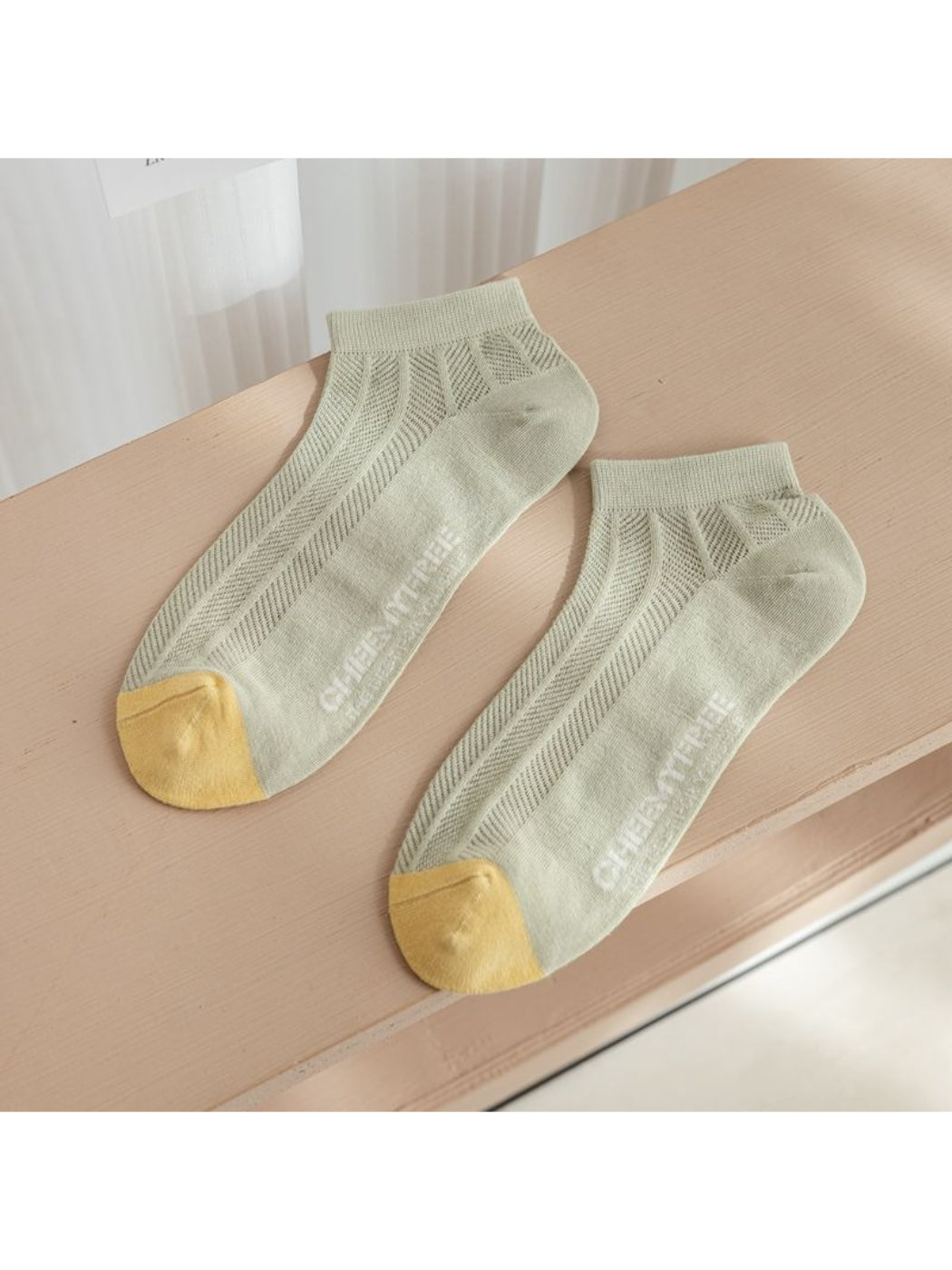 Rufia - Soft Floral Pattern Lightweight Crew Socks product image 3