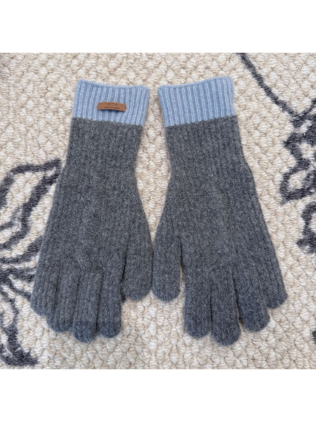 Gloving Colorblock Knit Winter Gloves showing color block detail and geometric pattern