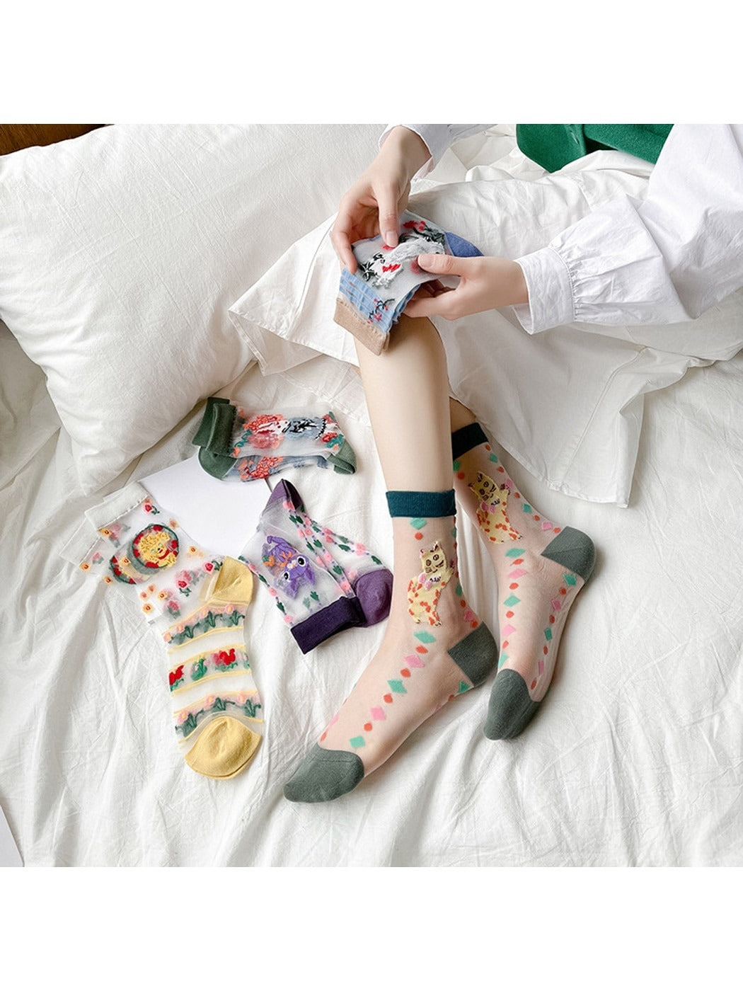 Rufia - Cartoon Pattern Sheer Crew Socks