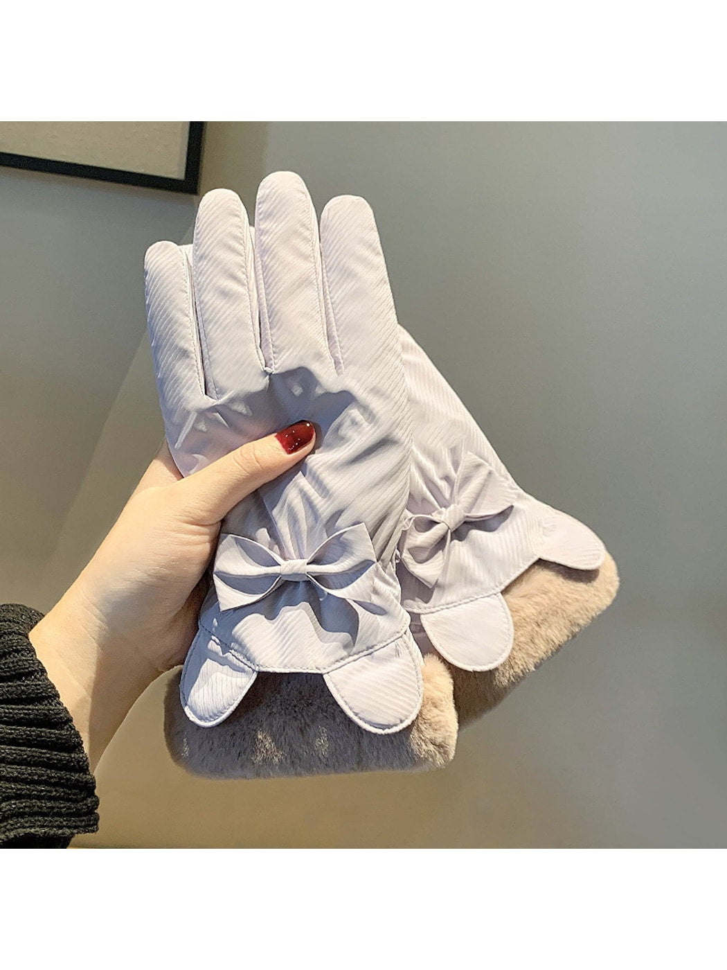 Gloving - Bow Accent Plush Cuff Winter Gloves