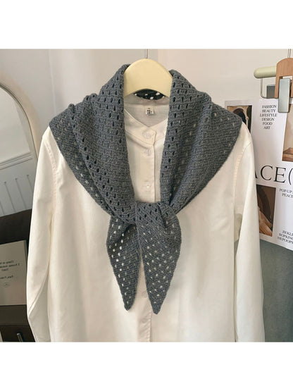 Scarvii - Mesh Knit Triangle Scarf