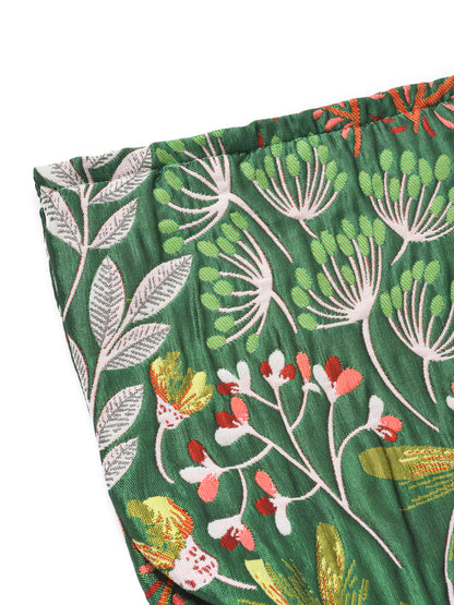 Cosbai – Retro Floral Embossed Canvas Makeup Bag