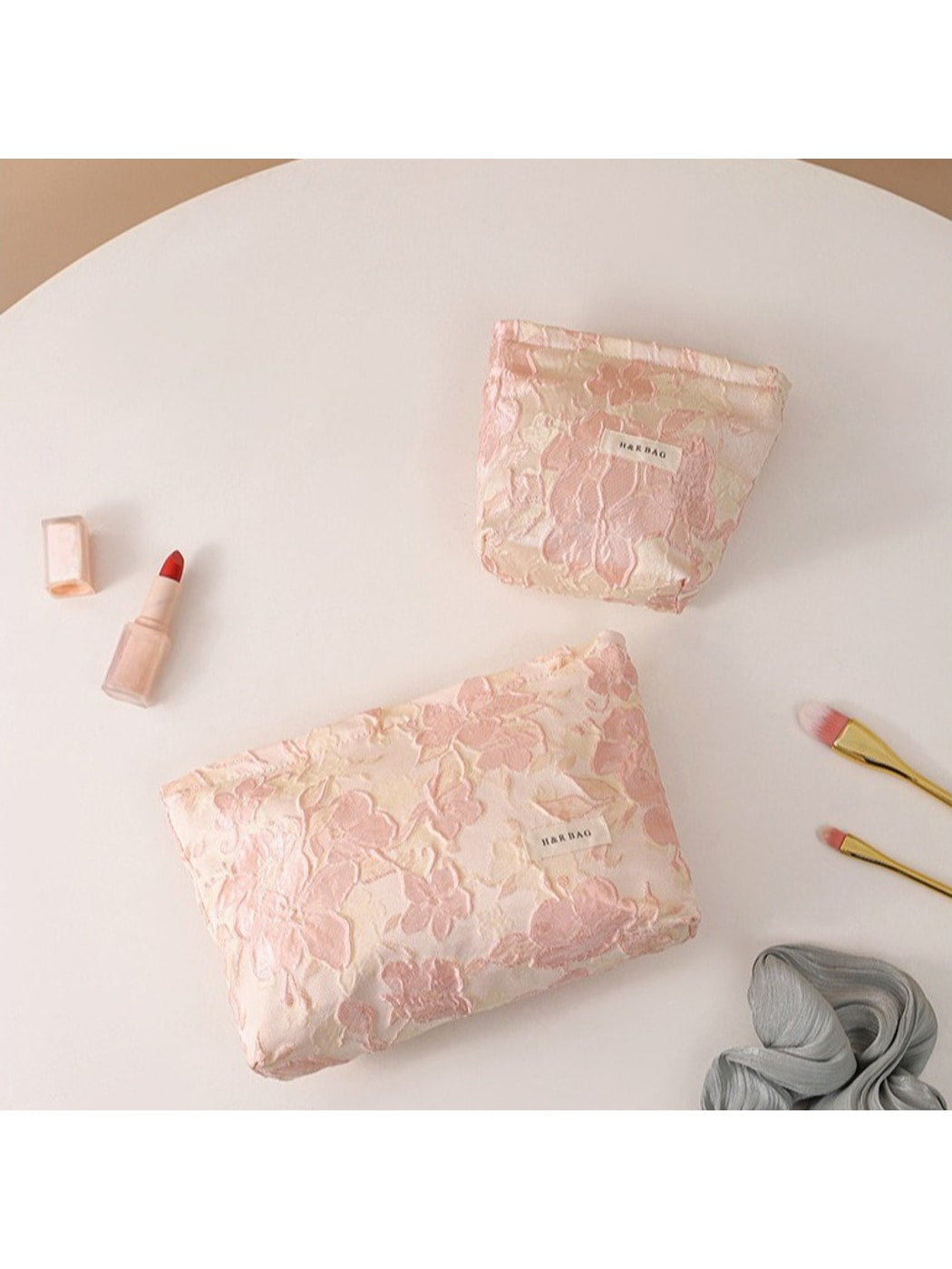 Cosbai - Embossed Floral Storage Pouch Makeup Bag