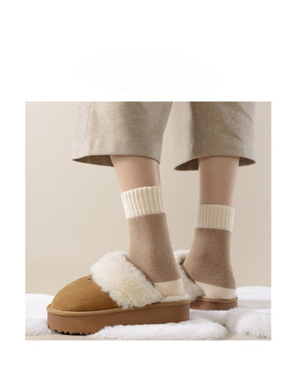 Rufia - Soft Creamy Tone Everyday Crew Socks