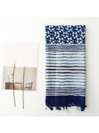 Scarvii - Refined Dot Pattern Everyday Scarf