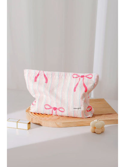 Cosbai - Romantic Floral Cosmetic Bag