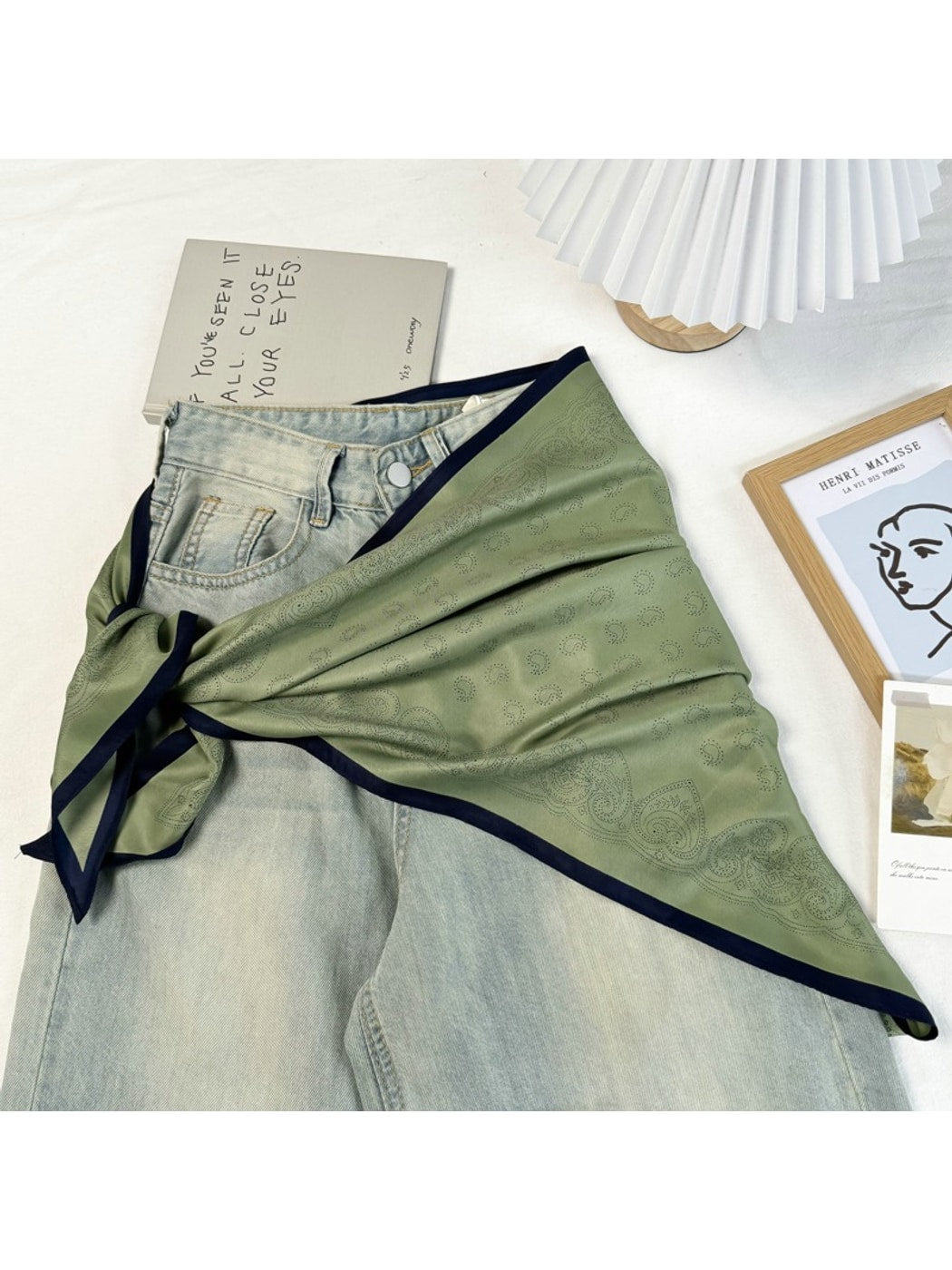 Scarvii - Simple Printed Pattern Fashion Triangle Scarf