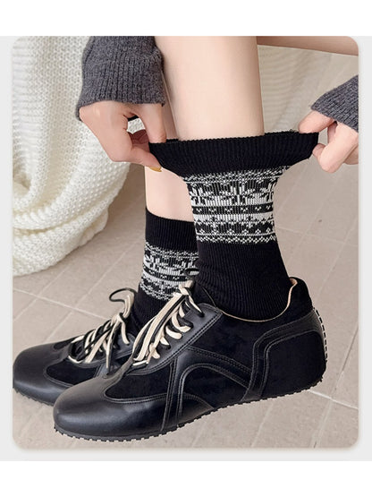 Rufia - Minimal Pattern Knit Crew Socks