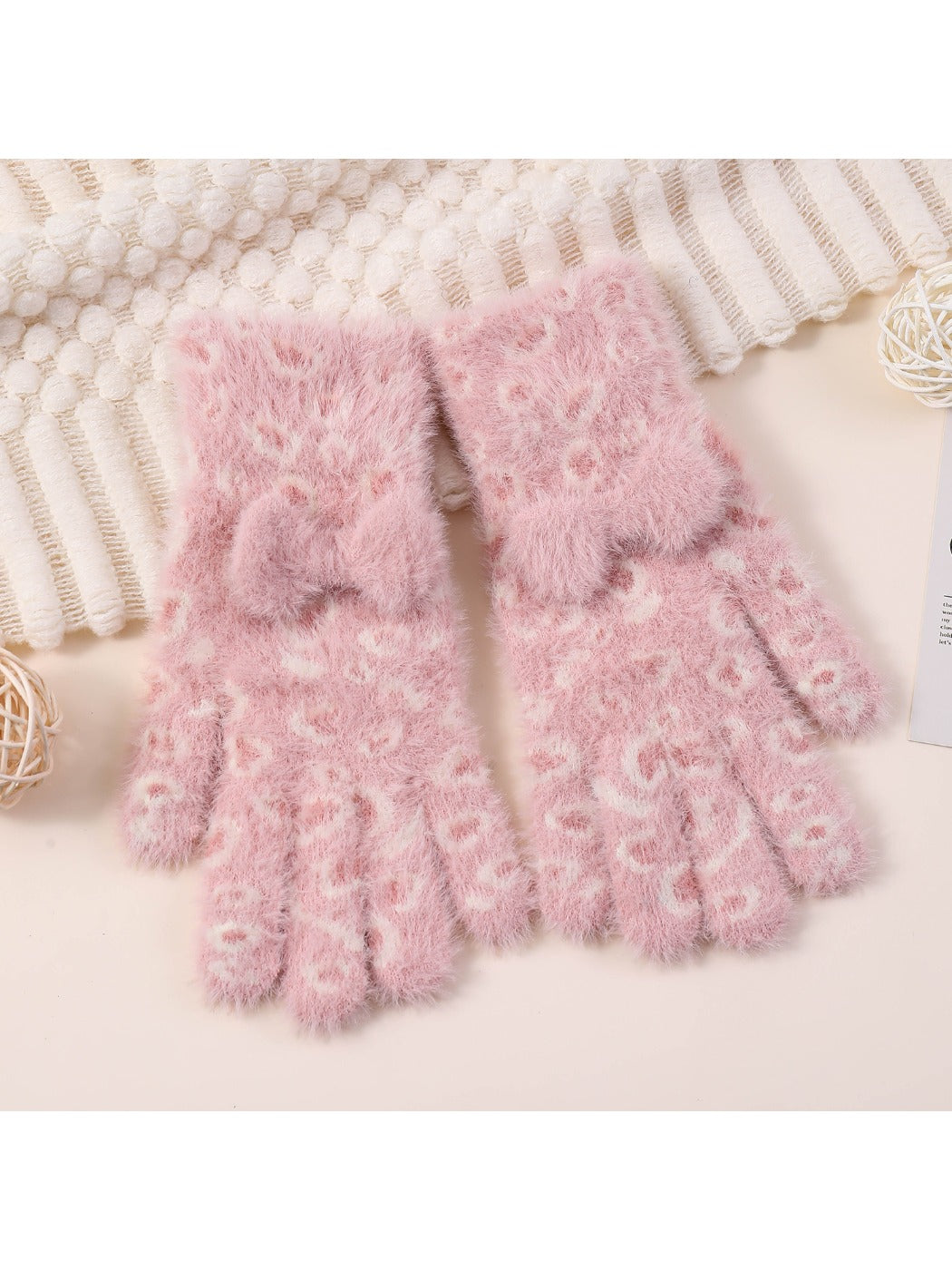 Gloving – Leopard Bow Plush Knit Gloves