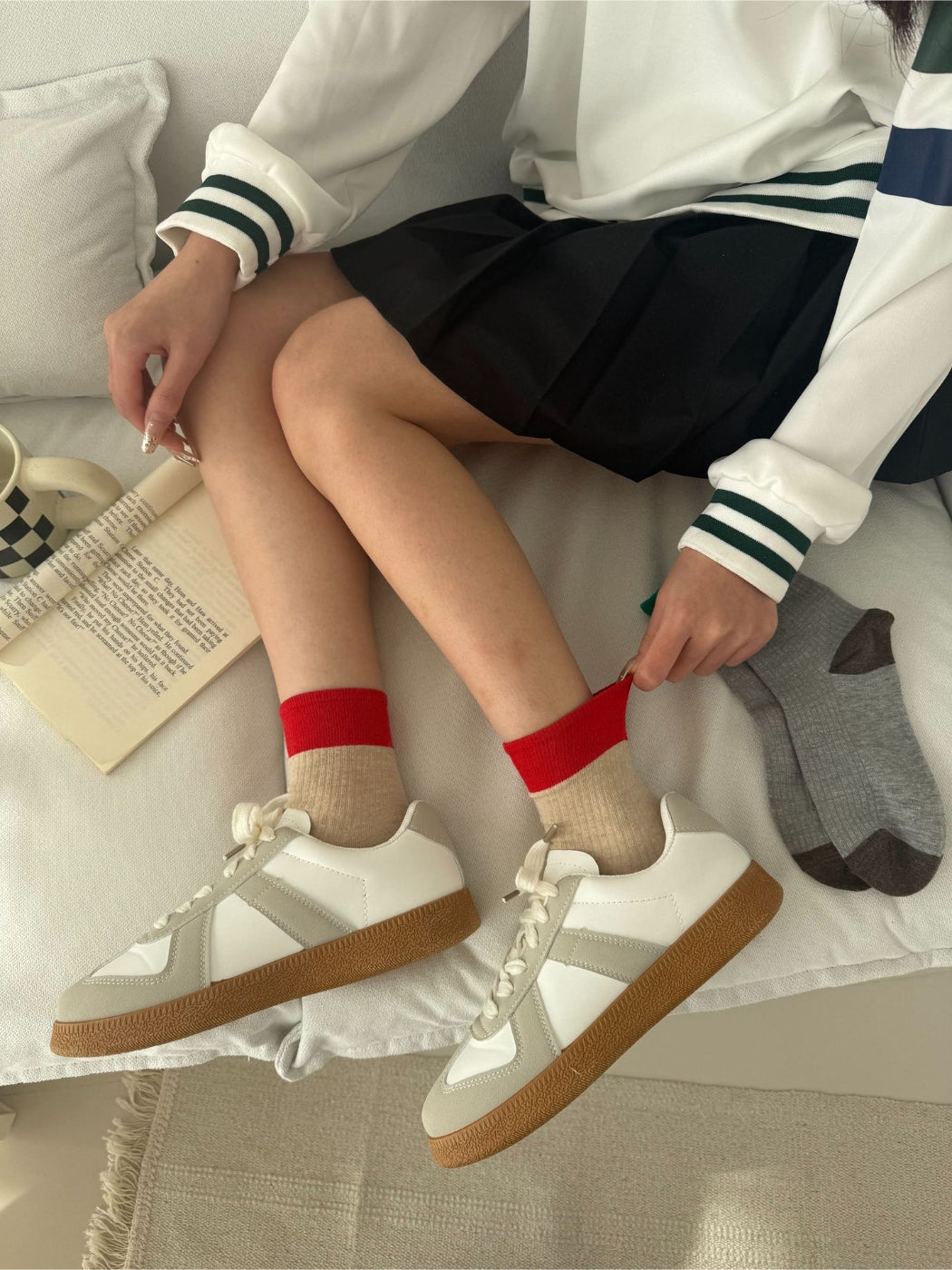 Rufia - Two Tone Ribbed Colorblock Crew Socks