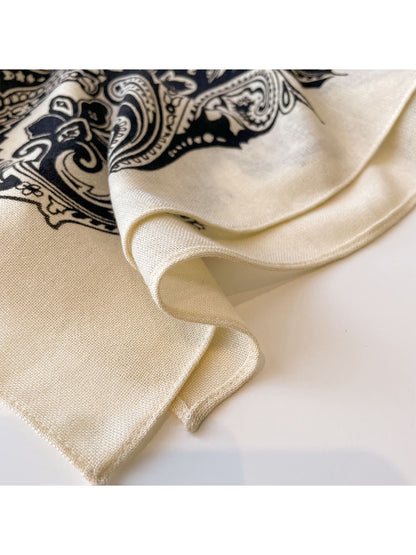 Scarvii - Vintage Dense Paisley Print Square Scarf