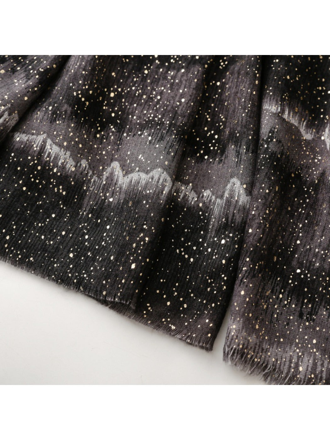 Scarvii - Unique Gradient Scarf & Shawl with Polka Dots