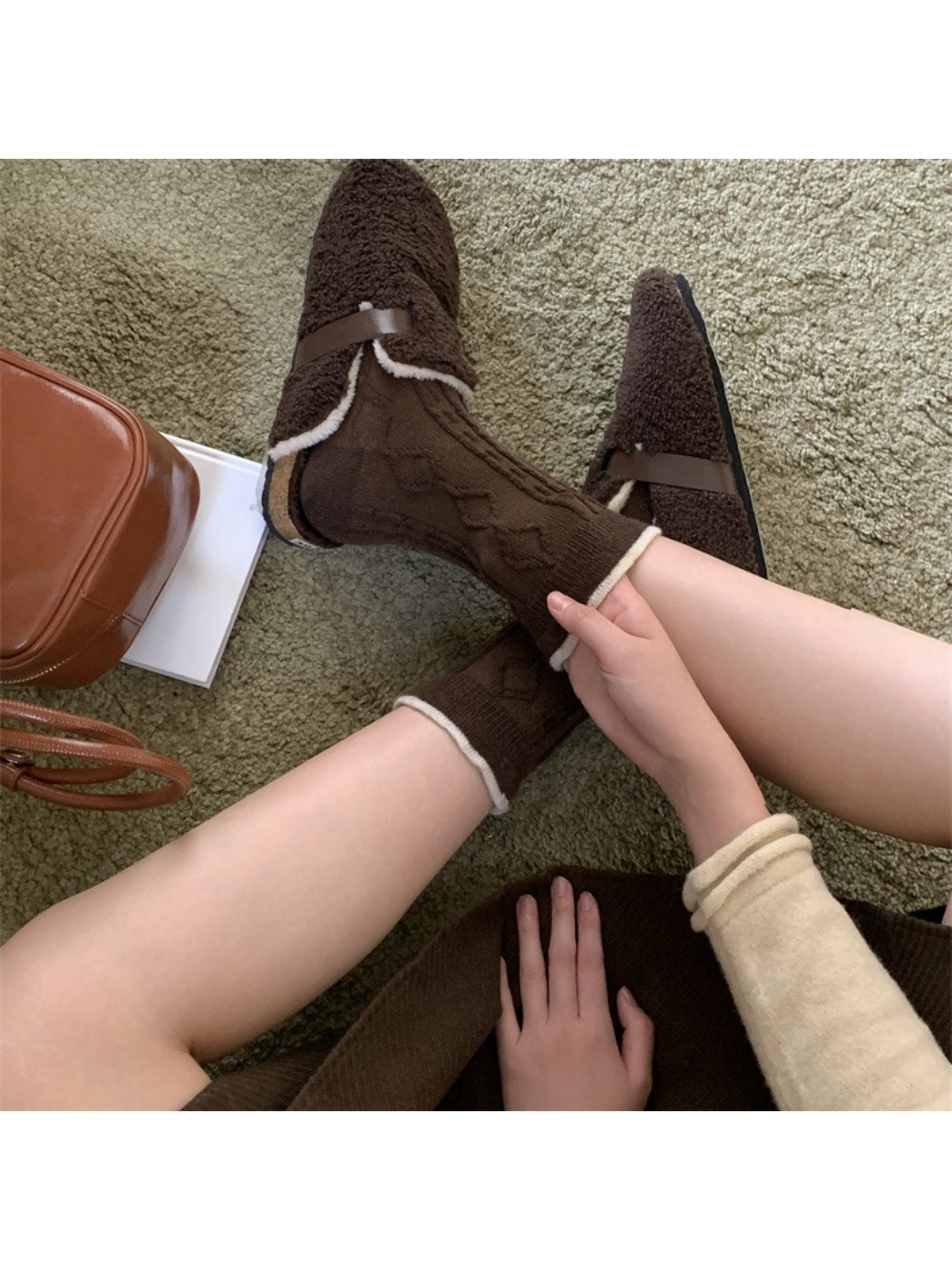 Rufia - Cable Knit Contrast Trim Casual Crew Socks product image 2