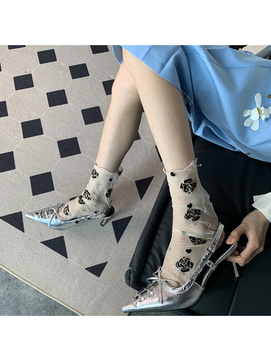 Rufia - Romantic Rose Sheer Socks product image 1