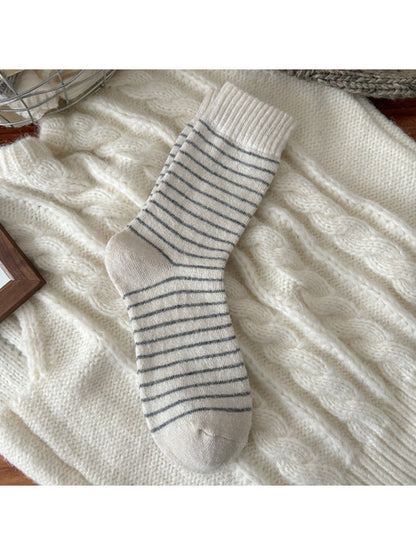 Rufia - Cozy Thin Stripe Crew Socks