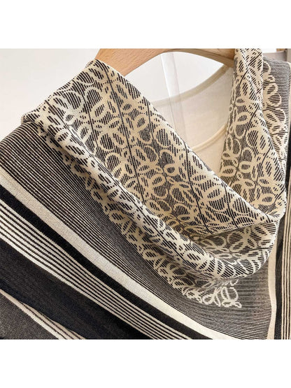 Scarvii - Elegant Gray Geometric Printed Square Scarf