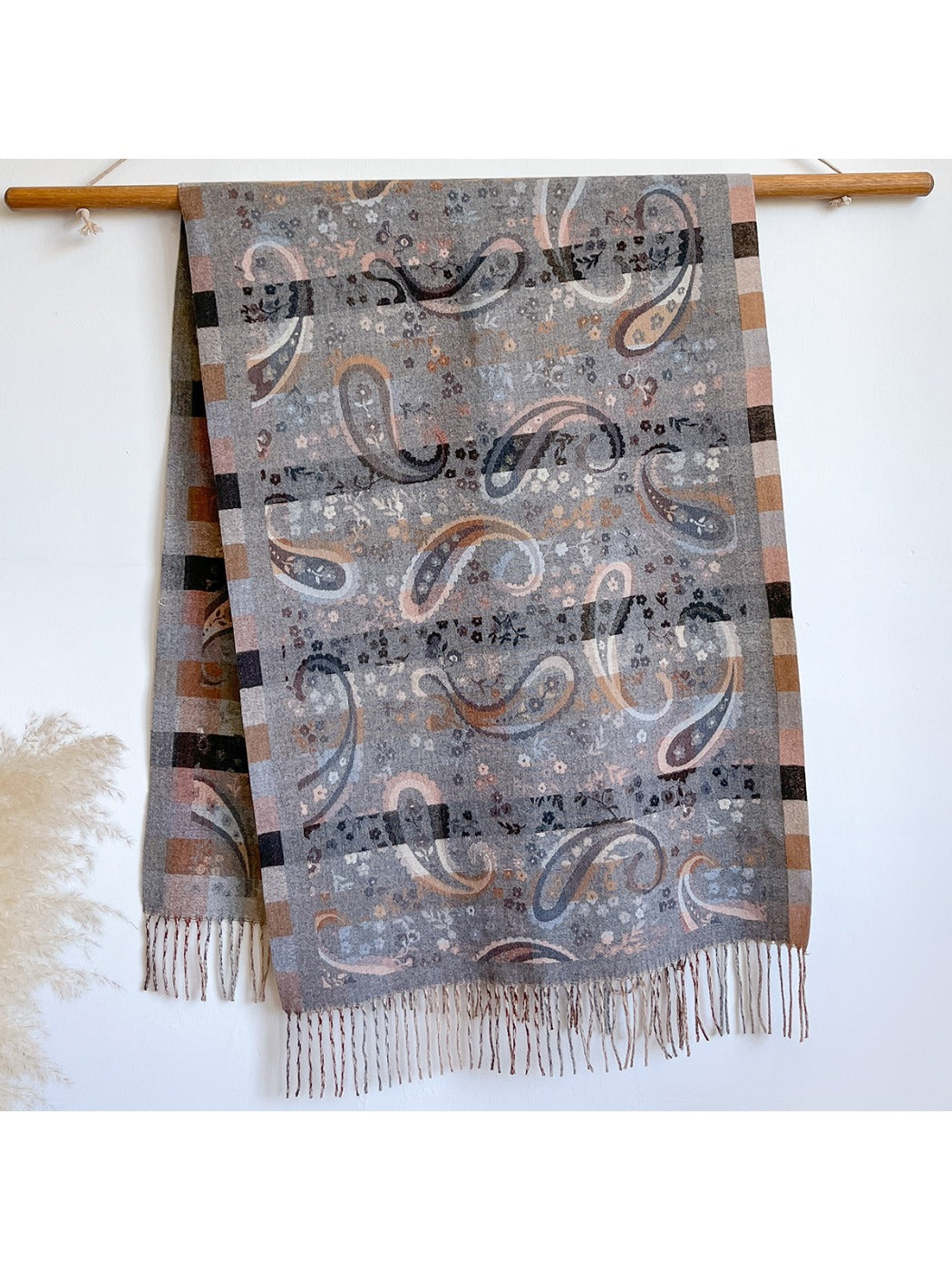 Scarvii - Bohemian Paisley Pattern Travel Scarf