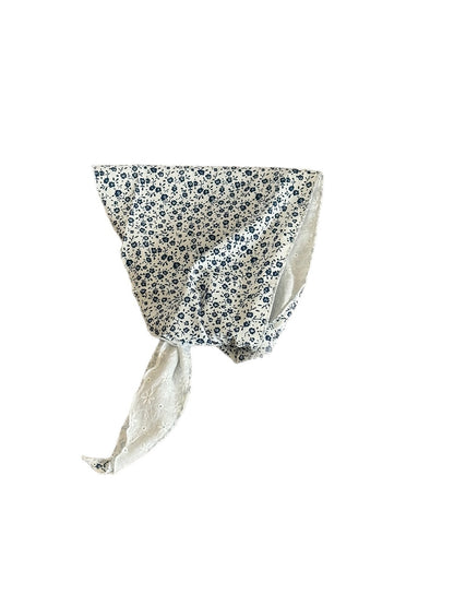 Scarvii - Ditsy Print Wavy Edge Triangle Bandana