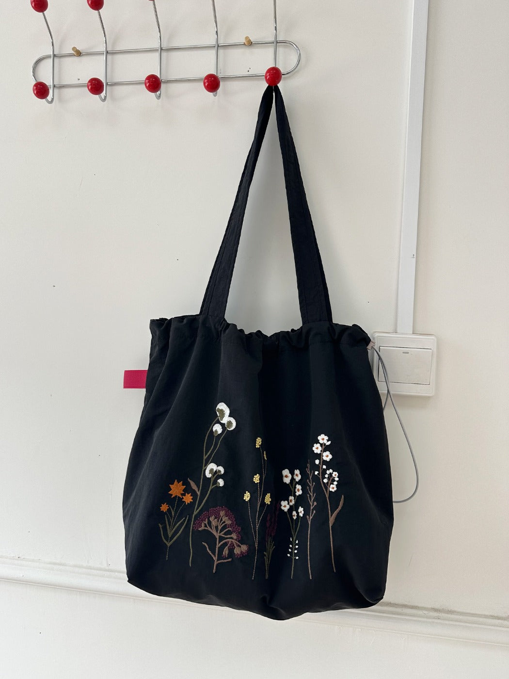 Cosbai - Floral Embroidery Drawstring Tote Bag