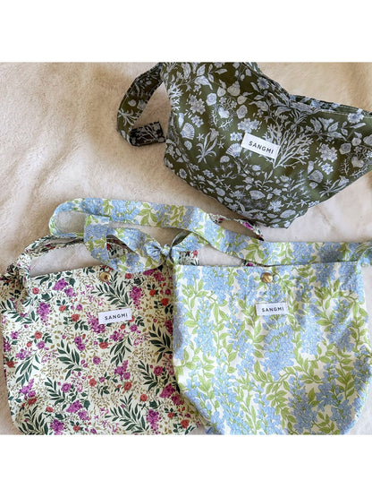 Cosbai - Vintage Garden Pattern Shoulder Bag