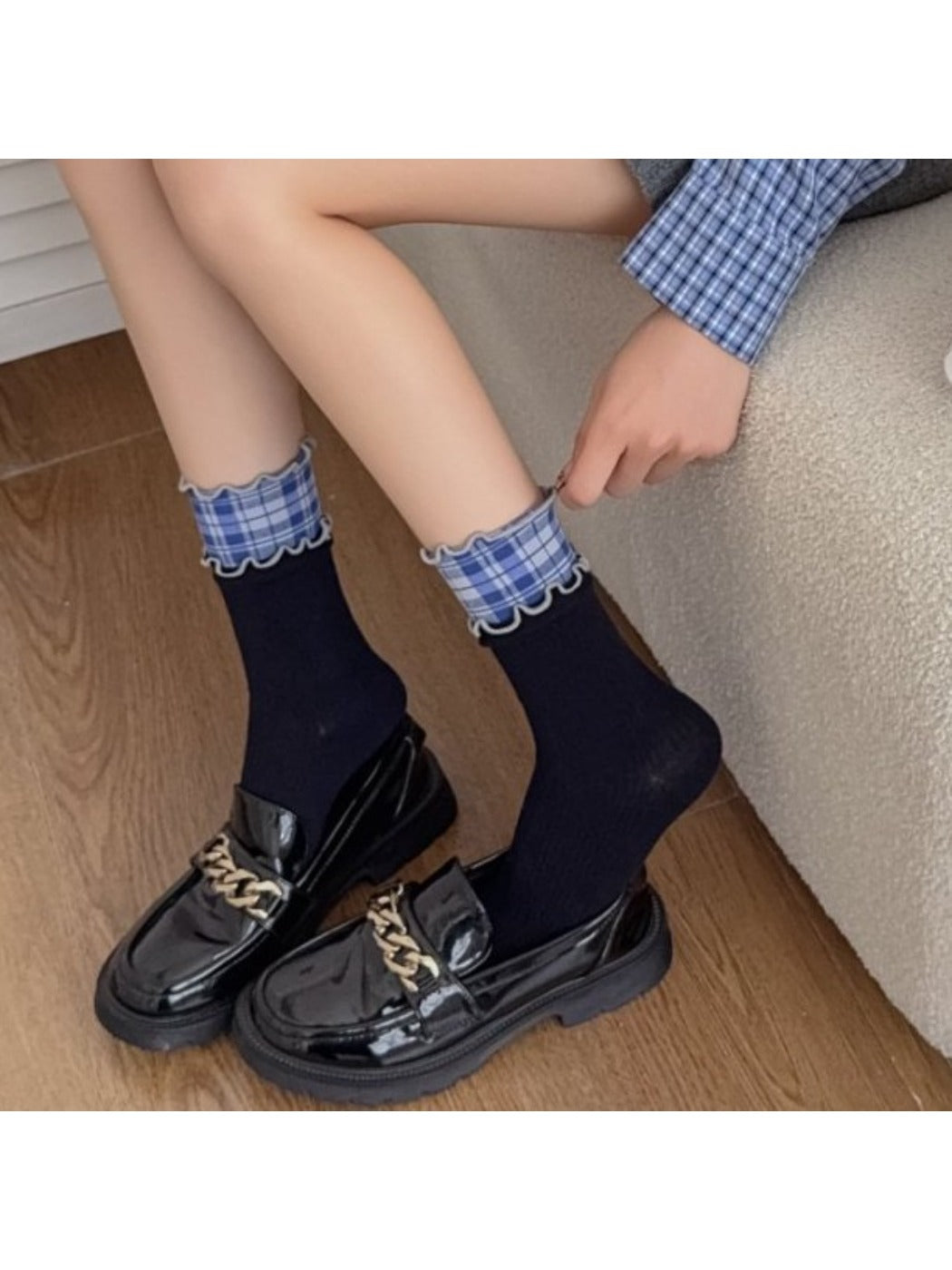 Rufia - Ruffled Edge Plaid Mid-Calf Winter Socks