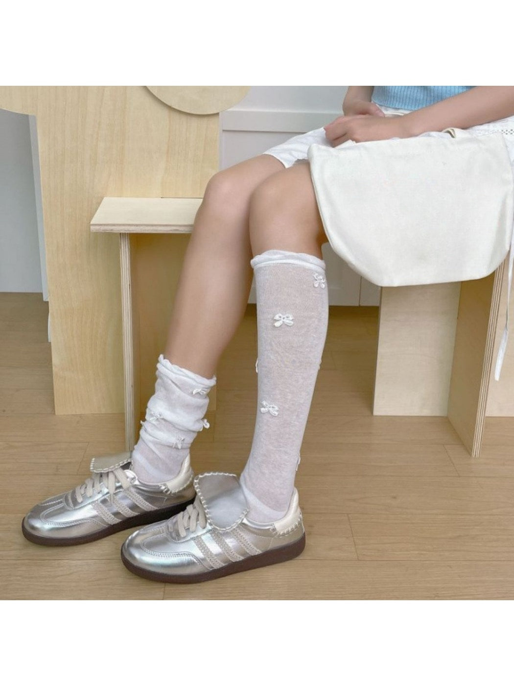 Rufia - Bow Details Muted Knee-high Socks