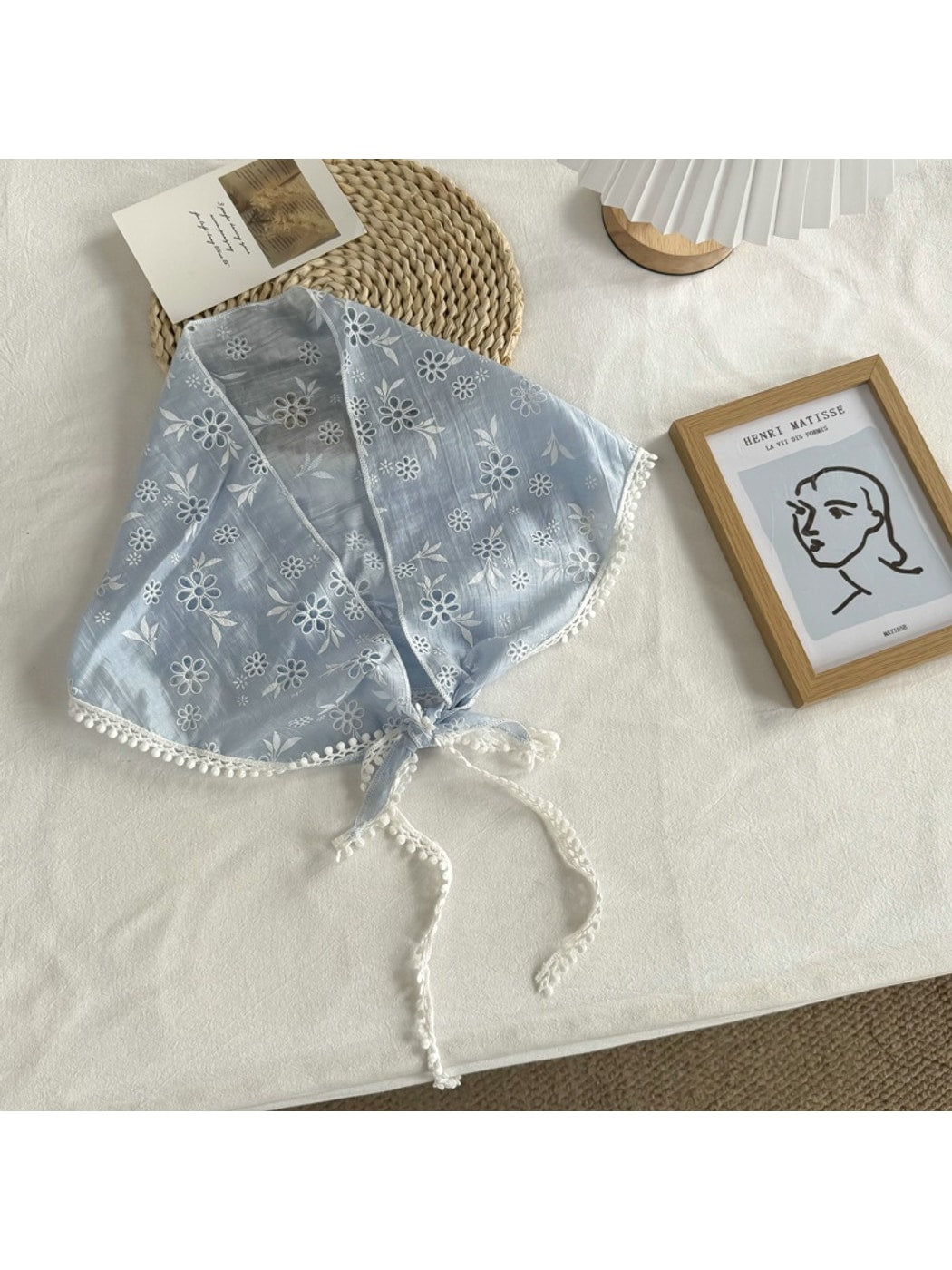 Scarvii - Floral Tie Strap Triangle Bandana