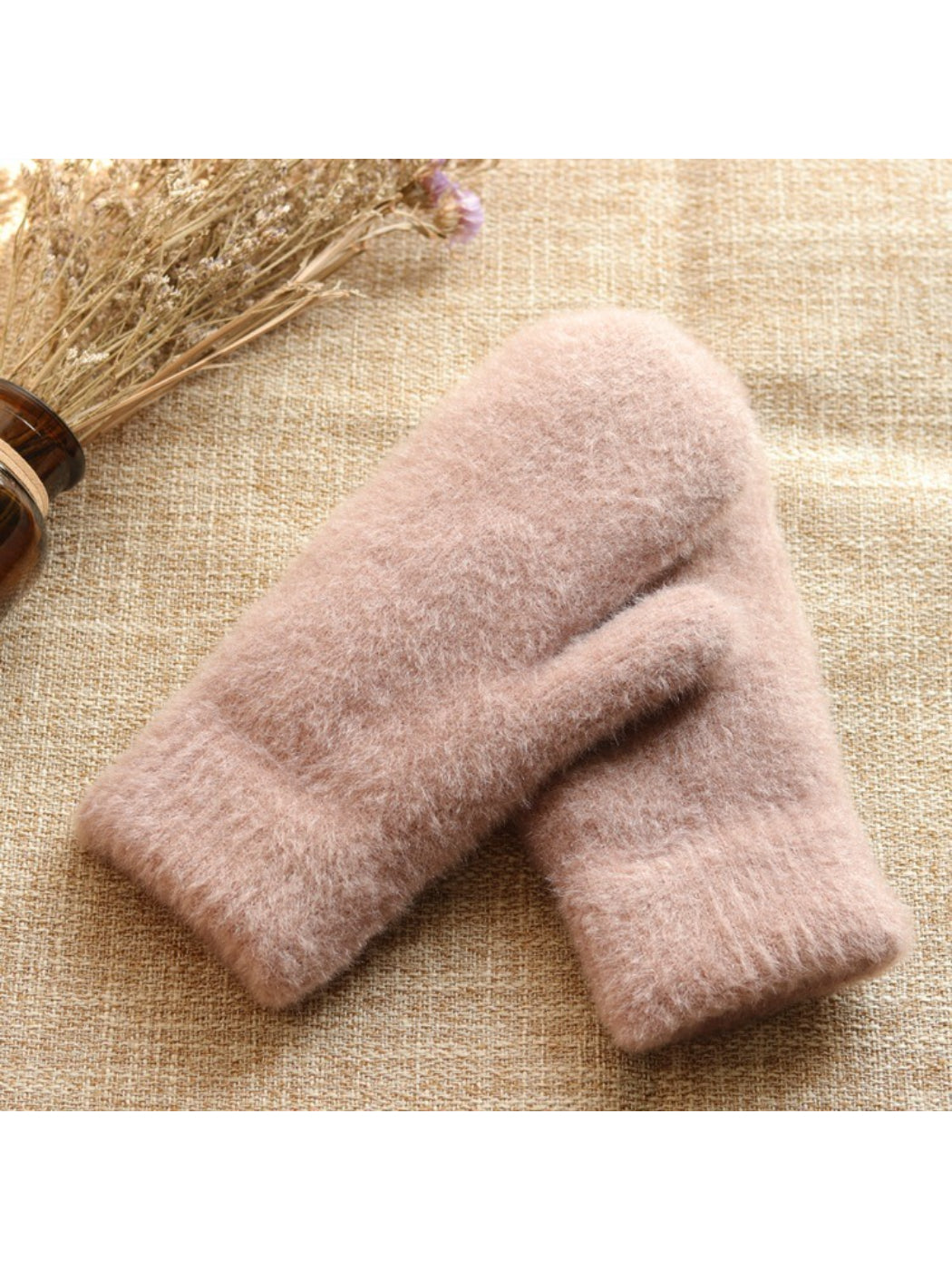 Gloving - Plush Solid Color Mittens