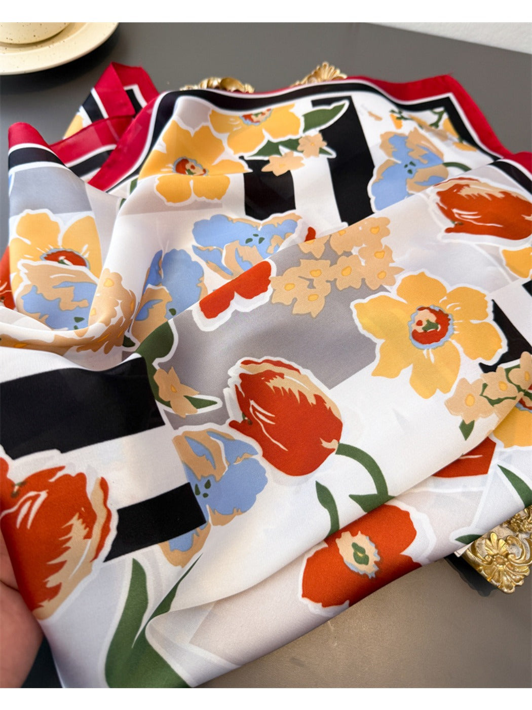 Scarvii - Floral Print Square Scarf