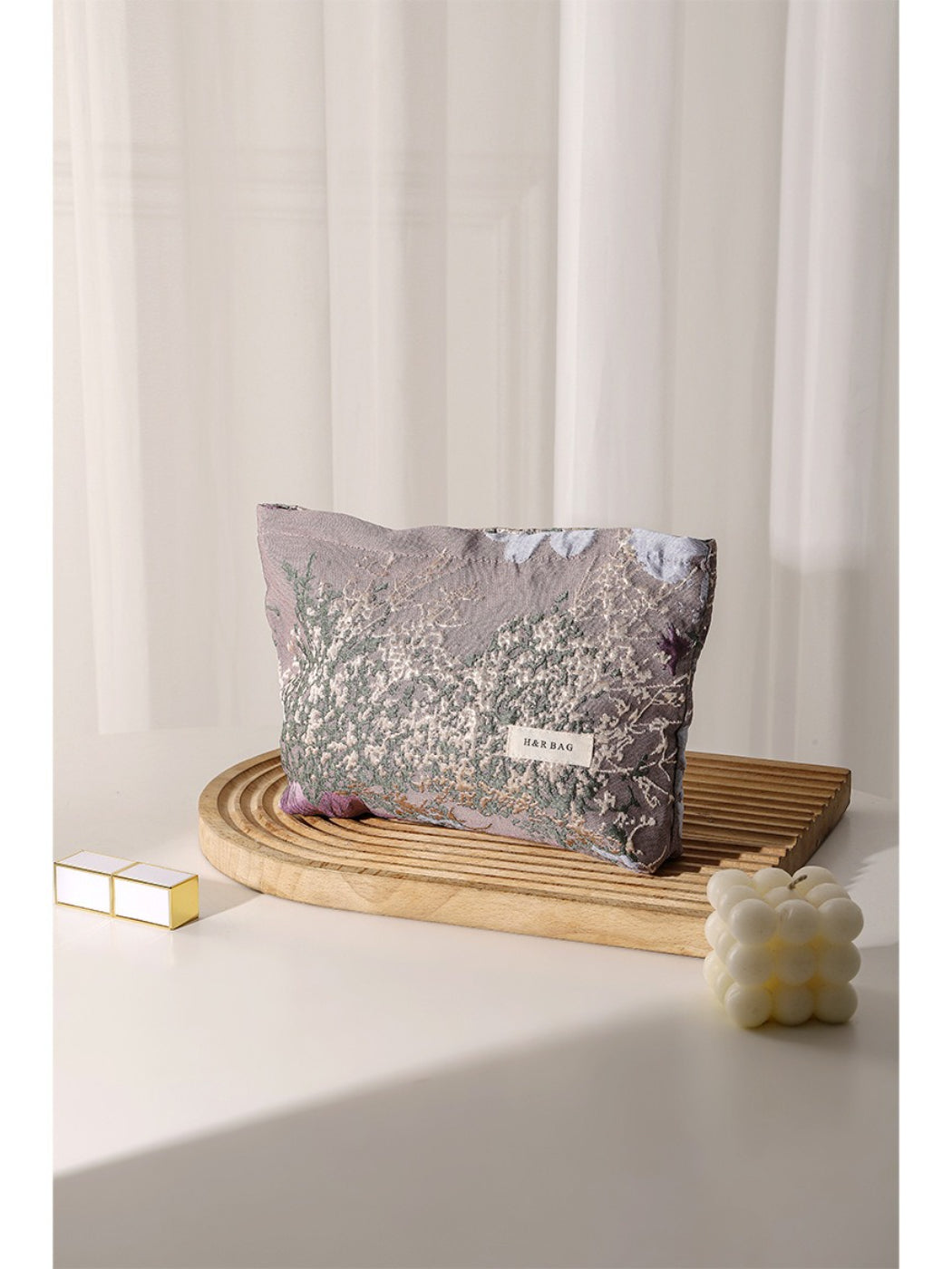 Cosbai - Meadow Floral Cosmetic Bag