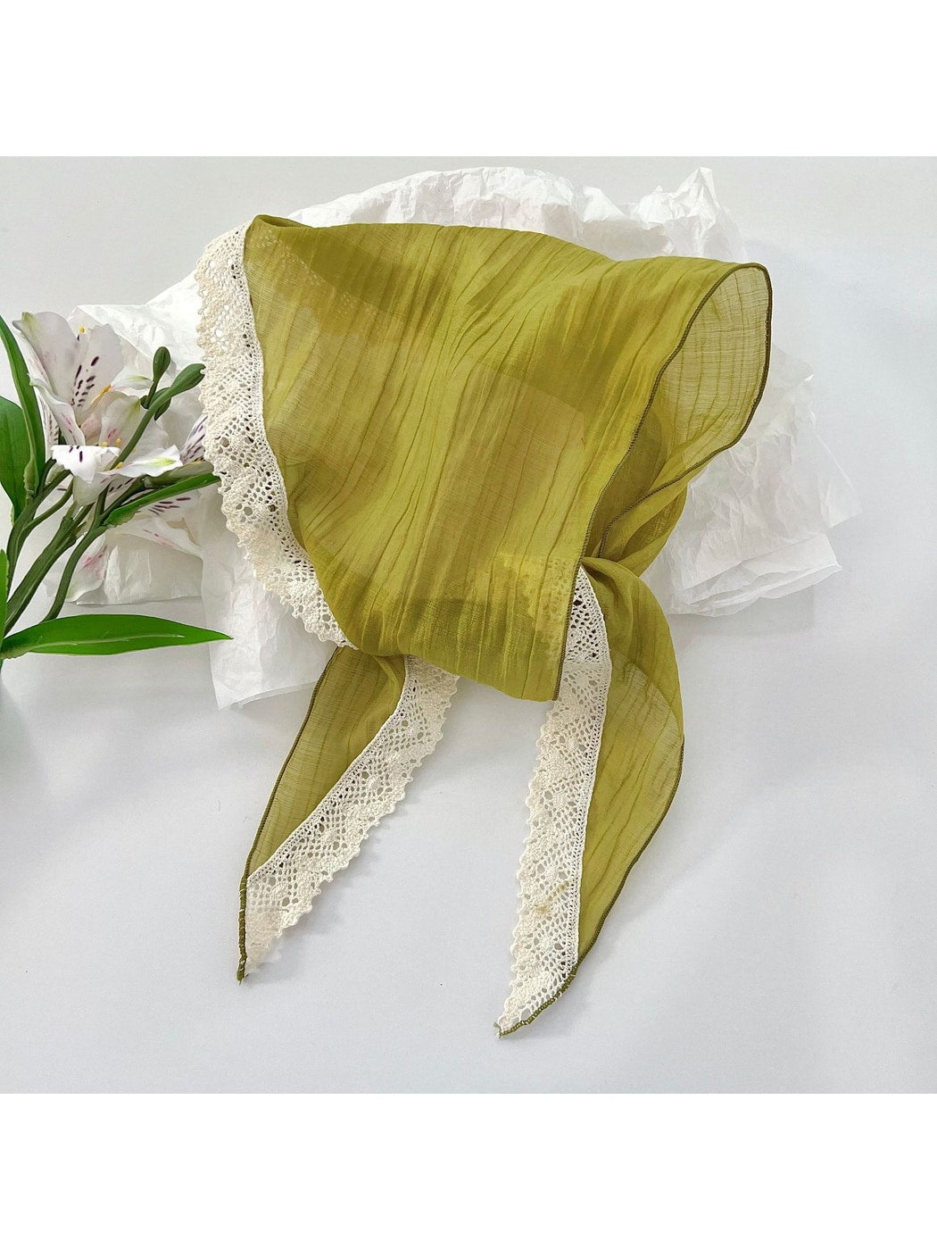 Scarvii - Lace Trim Plain Triangle Bandana