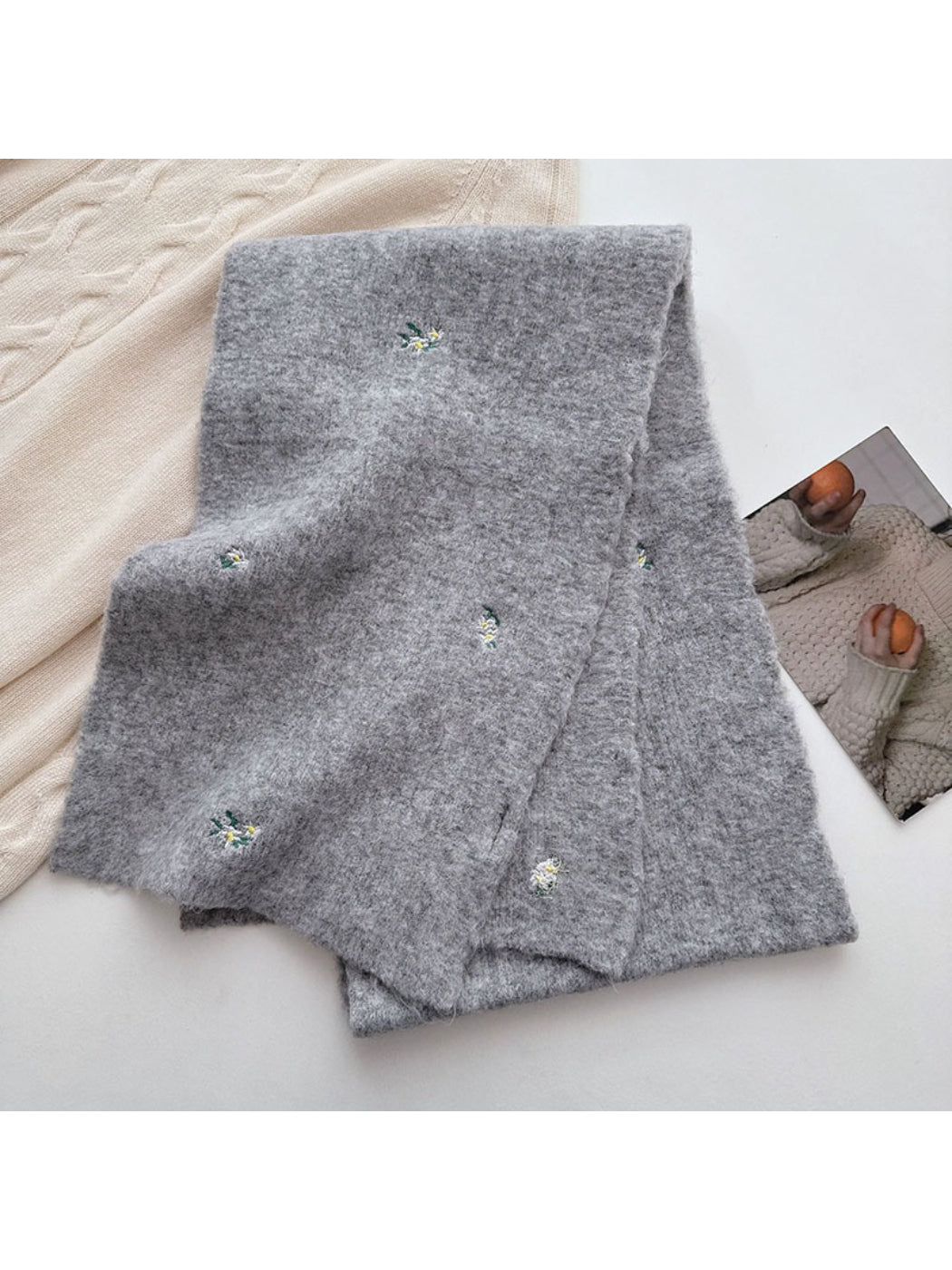 Scarvii - Soft Floral Detail Knit Scarf