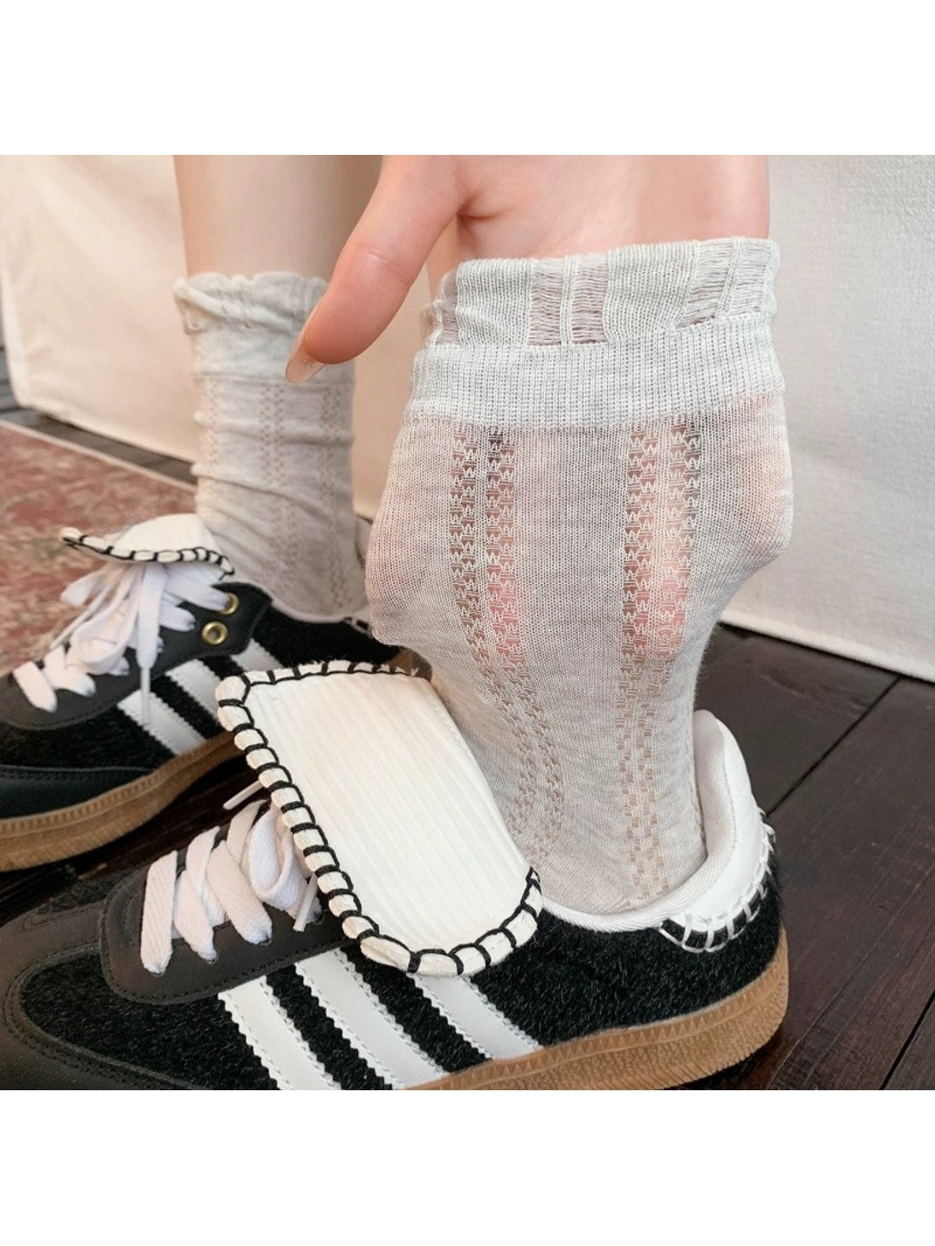Rufia - Ruffled Cuff Casual Crew Socks