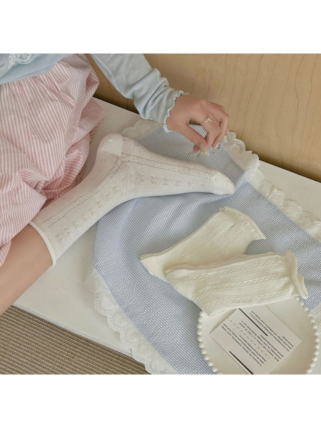 Rufia - White Rolled Cuff Decorative Crew Socks