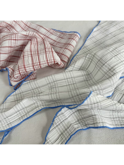 Scarvii - Minimal Check Pattern Triangle Bandana