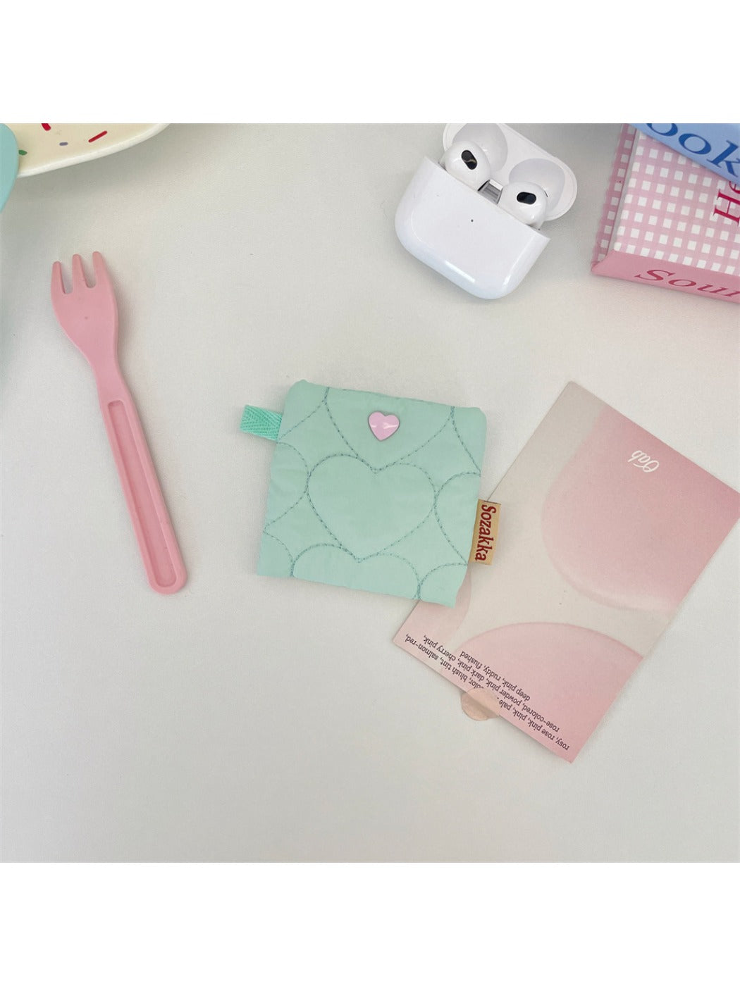 Cosbai - Mini Heart-Patterned Earphone Pouch