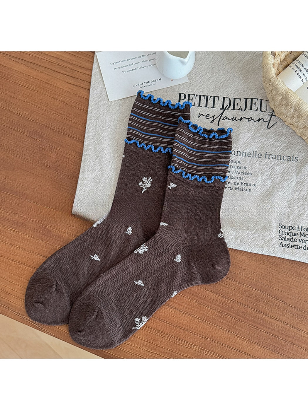 Rufia - Vintage Floral Ruffle Trim Crew Socks