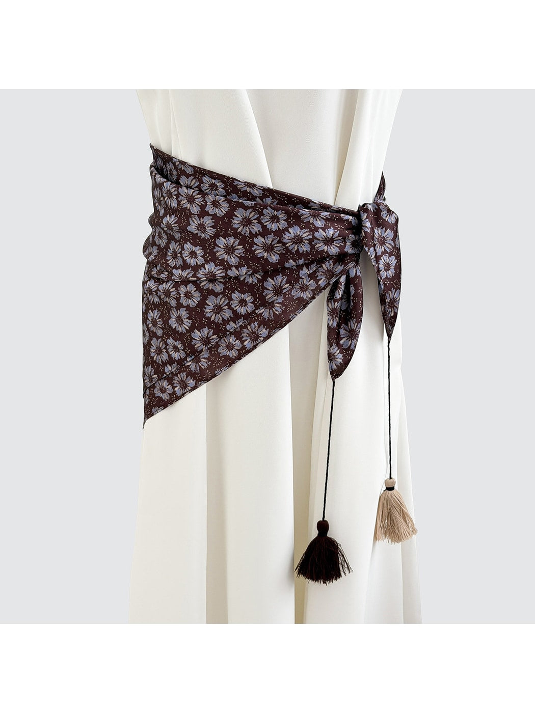 Scarvii - Elegant Print Tassel Square Scarf