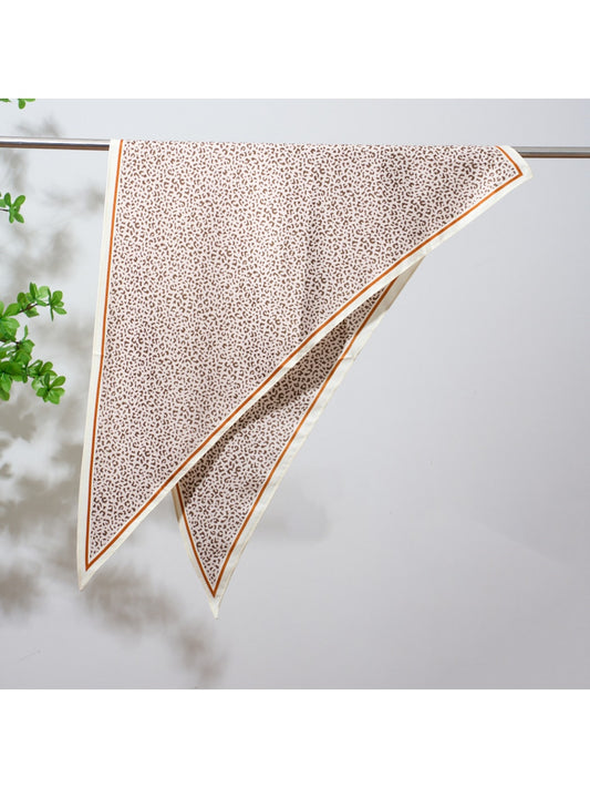 Scarvii - Leopard Pattern Fashion Triangle Scarf