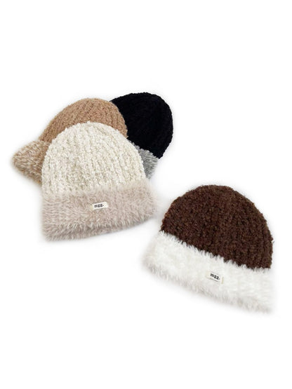 Haila – Fuzzy Contrast Trim Beanie