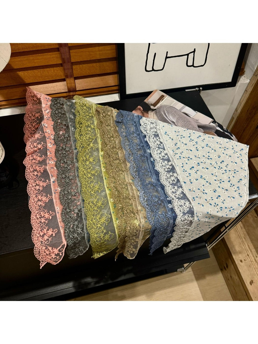 Scarvii - Pastoral Floral Print Triangle Bandana