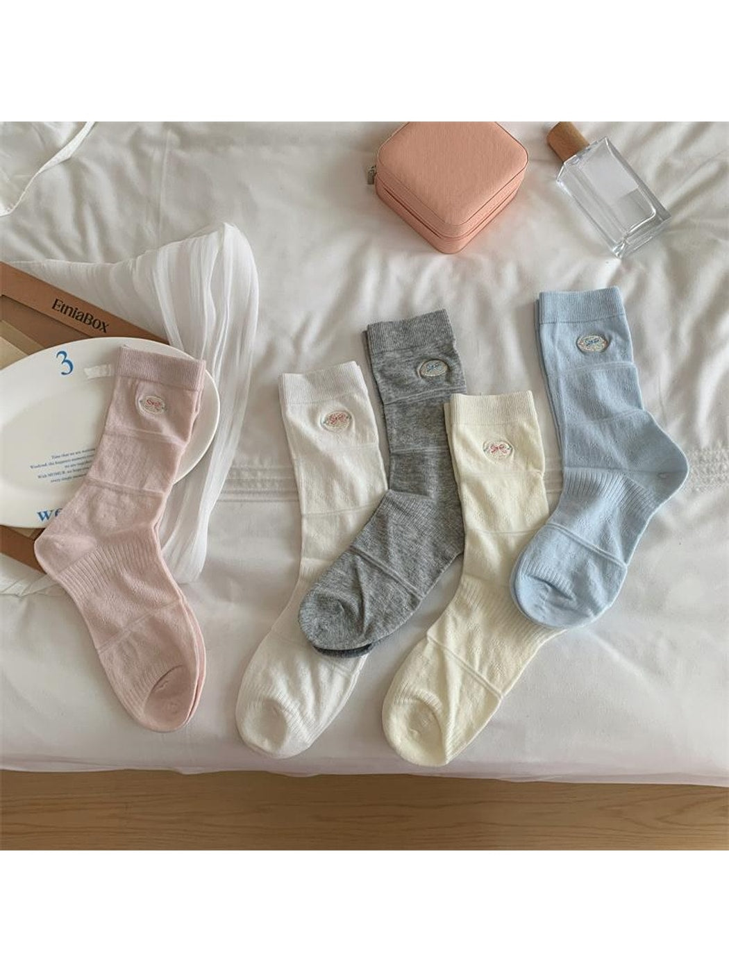 Rufia - Bow Embroidered Solid Color Crew Socks