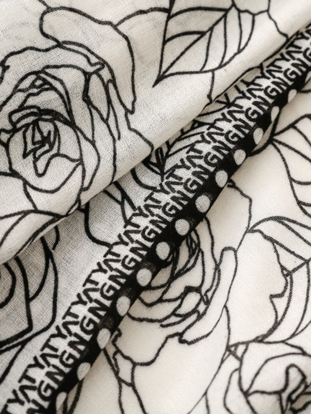 Scarvii - Vintage Dot & Floral Print Scarf - Elegant & Chic